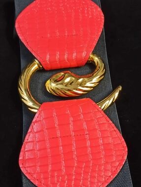 Vintage 80s GARY GAIL Red Leather Stretch Belt Gold Sculptural Buckle Statement